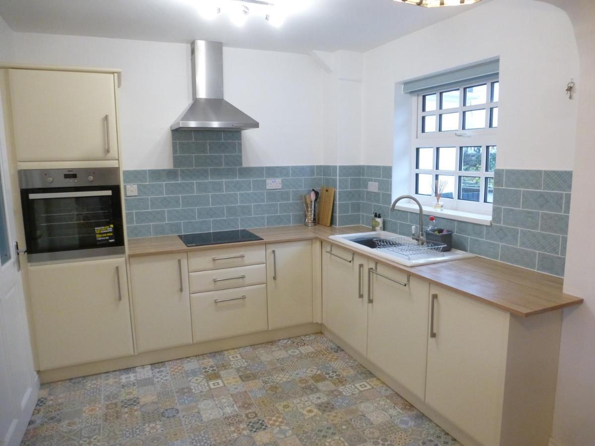 Delfryn Holiday Cottage Colwyn Bay Exterior photo